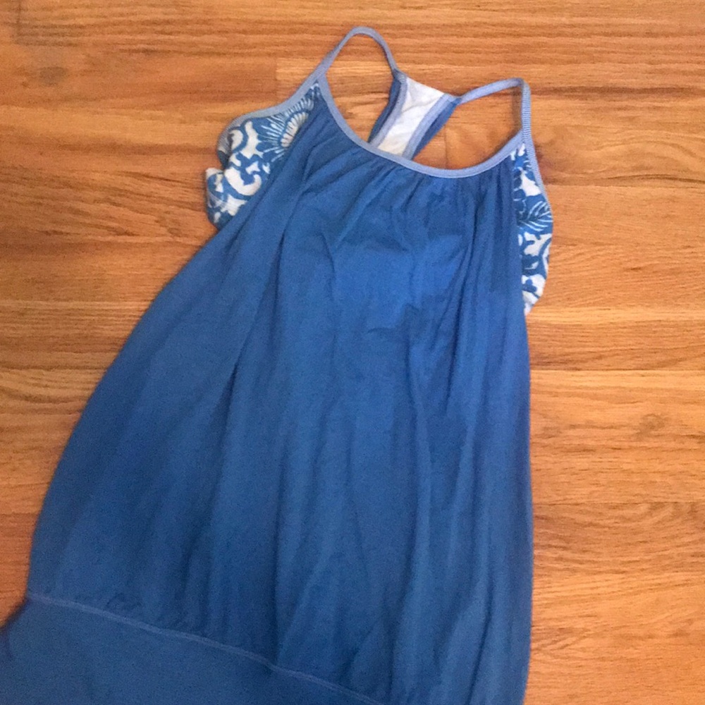 Lulu workout top